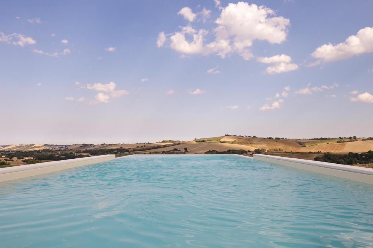 Casale Tre Gelsi Bed & Breakfast Cingoli Dış mekan fotoğraf